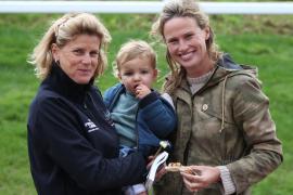 Sara Cumani And Francesca Cumani T B K1 1960 Tattersalls